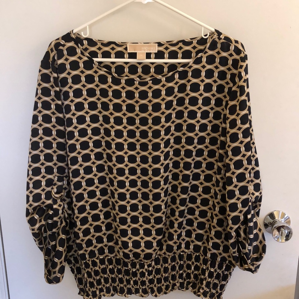 Navy blue chain print top